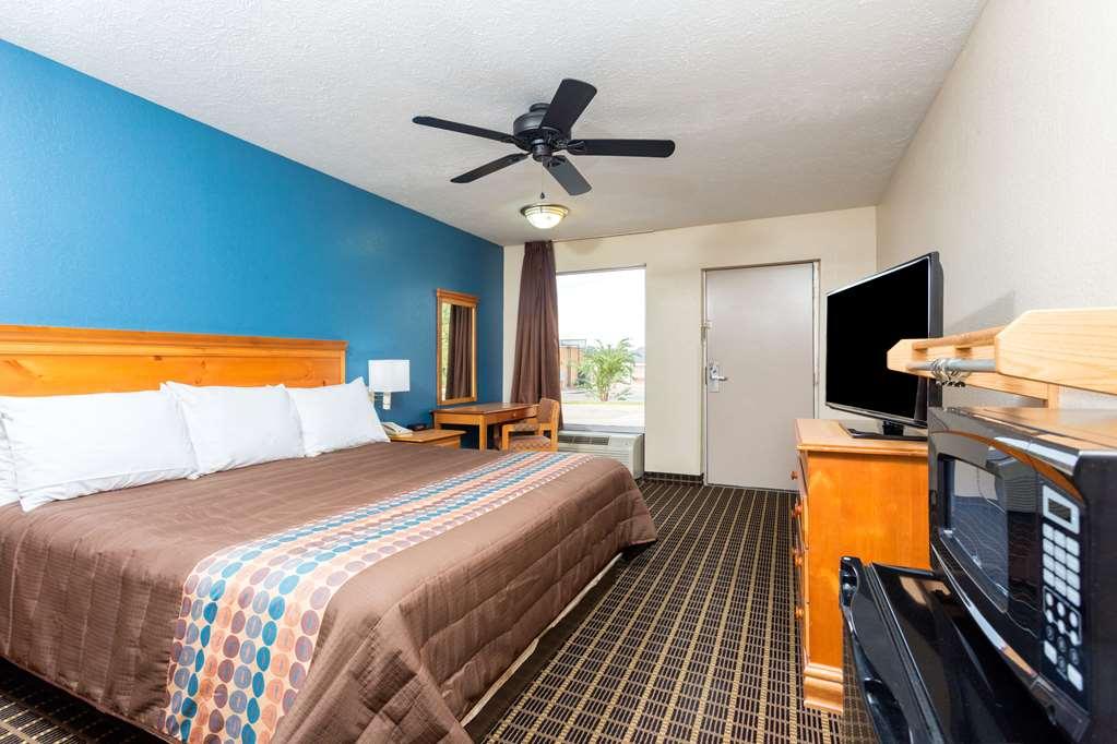 Days Inn By Wyndham Forest Kamer foto